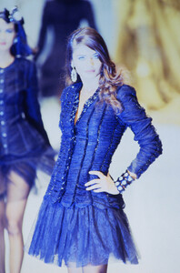 1796307716_chanel-hc-fw-1991(24).thumb.jpg.8e7900d2252083296e3e7ce8354f3b0c.jpg