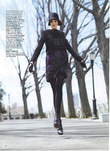 Harper's Bazaar US (July 2006) - Trends from New York - 011.jpg