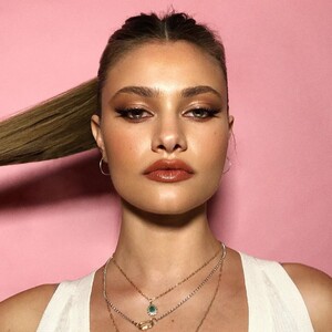 Yara Khmidan 100.jpg