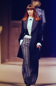 2094933873_MartineSitbonFW1994(8).thumb.jpg.36a108a96069276a20dbcd38dd36086a.jpg