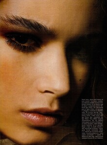 Vogue Italia (March 2004, Couture Supplement) - Quintessence - 002.jpg