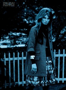 ARCHIVIO - Vogue Italia (September 2003) - I Love Challenge - 007.jpg