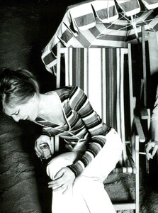 ARCHIVIO - Vogue Italia (June 2001) - Smash of Stripes - 017.jpg