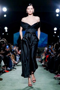 Brandon-Maxwell-RTW-FW20-New-York-6906-1581194595.thumb.jpg.a906eb829dc036d9df92831edb7f030a.jpg