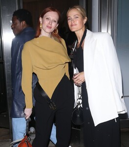 carolyn-murphy-and-karen-elson-proenza-schouler-show-at-nyfw-02-10-2020-2.thumb.jpg.81591a1665975e8fdd96c7178993861d.jpg