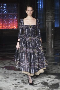 defile-khaite-automne-hiver-2020-2021-new-york-look-46.thumb.jpg.099aac34da53f9a718e5078b56675abb.jpg