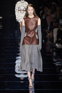 defile-sportmax-automne-hiver-2020-2021-milan-look-4.thumb.jpg.cc304b1571efbd7565cb17d29d8543ab.jpg