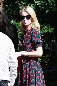 nicky-hilton-exits-a-star-studded-event-ahead-of-the-oscars-in-la-02-08-2020-4.jpg