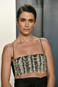 nikki-reed-vanity-fair-oscar-party-2020-4.jpg