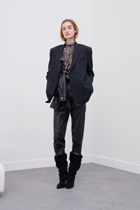00020-IRO-FALL-20-RTW.thumb.jpg.3b4f637eaaa2baa43a5839e214600634.jpg