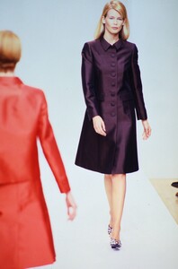 1108857790_prada-fw-1995(13).thumb.jpg.923b078e8e0d293c3911dc1318f5b469.jpg