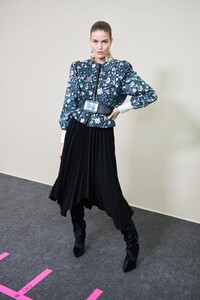 isabel-marant fw20 b1.jpg