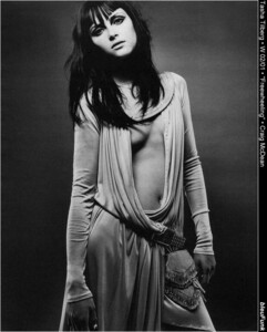 Tasha-w02 01 (5).jpg