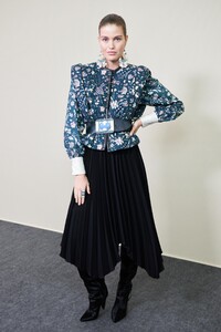 isabel-marant fw20 b2.jpg