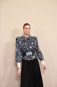 isabel-marant fw20 b8.jpg