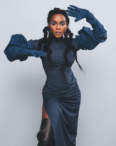Janelle Monae 2.jpg