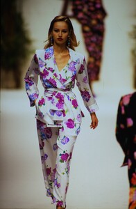 yves-saint-laurent-ss-1995 (15).jpg