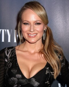 Jewel Kilcher 2.jpg
