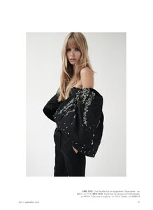 Elle Germany - 2019 09-107.jpg