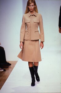 964082273_prada-fw-1995(16).thumb.jpg.96d22bc3e7d8beeecdb15d60536bf020.jpg