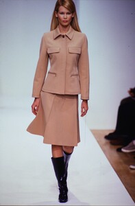 975650411_prada-fw-1995(15).thumb.jpg.dd30e97ddcad11964d41cf9b9399fd76.jpg