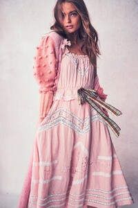 CODY-DRESS-DUSTY-PINK-8.thumb.jpg.d77e922e4c6333f039afe155f870d464.jpg