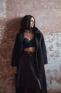 Kendall-Jenner-Reserved-FW19-11.thumb.jpg.ba0d74107fd9bedaff285420b439b21d.jpg