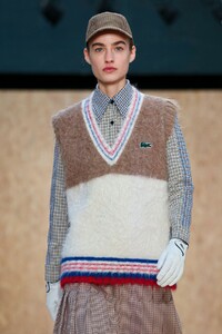 Lacoste-RTW-FW20-Paris-3628-1583254840.thumb.jpg.d8e59e09830917ea5ce4c9a7cc7111f7.jpg