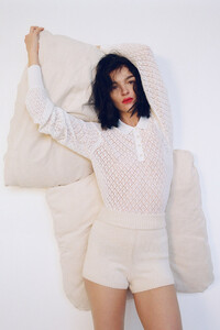 Mariacarla-Boscono-ZARA-SS20-02.thumb.jpg.08a58665afe16b48a97f99091b919c31.jpg