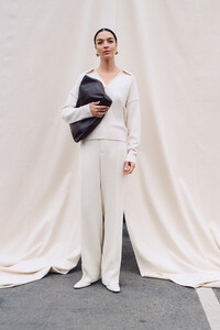 Mariacarla-Boscono-ZARA-SS20-10.thumb.jpg.03143a0cb9b9976f5e5388f94b5fd1a9.jpg