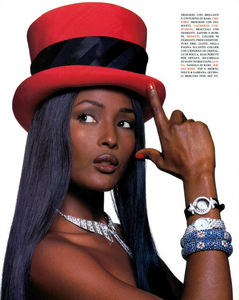Stile_Flamboyant_Chin_Vogue_Italia_June_1992_03.thumb.png.aa8ff1a5d58ad43a58dc63f56512443b.png