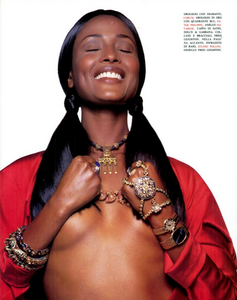 Stile_Flamboyant_Chin_Vogue_Italia_June_1992_08.thumb.png.b4849954137157b13f7583b195f0215b.png