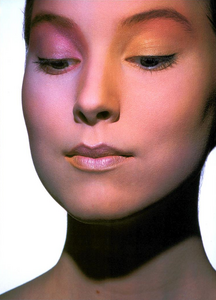 Tyen_Vogue_Italia_July_August_1987_02.thumb.png.eb7e8d9523f08a2dbe1868295d971301.png