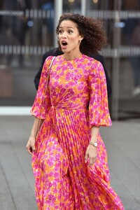 gugu-mbatha-raw-out-in-london-03-06-2020-4.jpg