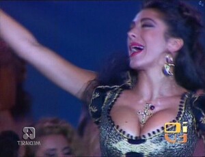070700773_sabrina.salerno_festivalbar1991_21mag2011_15_122_432lo.jpg