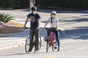         isl250420BZNimage102 .jpg