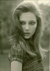 ARCHIVIO - Vogue Italia (August 2005) - Everyday Wear - 008.jpg