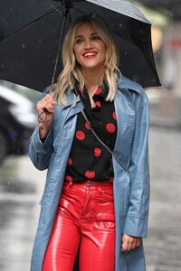        ash300420BZNimage110 .jpg