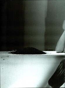 ARCHIVIO - Vogue Italia (March 1998) - A Forward Style - 023.jpg