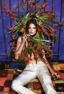 W (April 2009) - Harvest - 009.jpg