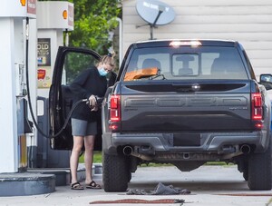         bal240420BZNimage122 .jpg