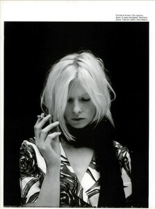 ARCHIVIO - Vogue Italia (February 2001) - People To Watch - 031.jpg