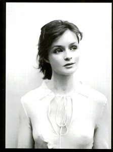 ARCHIVIO - Vogue Italia (February 2001) - People To Watch - 013.jpg