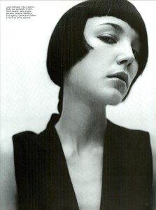 ARCHIVIO - Vogue Italia (February 2001) - People To Watch - 016.jpg