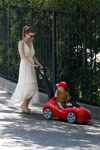 kat300420BZNimage115 .jpg