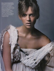 Vogue UK (December 2003) - When Midnight Strikes - 012.jpg