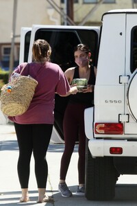         hal250420BZNimage101 .jpg