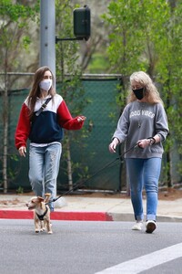         lil300420BZNimage118 .jpg