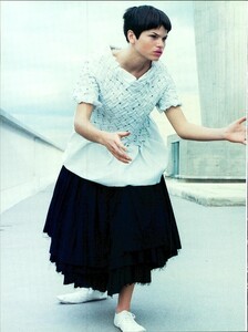 ARCHIVIO - Vogue Italia (February 1998) - Balloon - 007.jpg