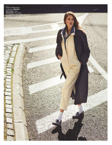         moo230420BZNimage117 .jpg